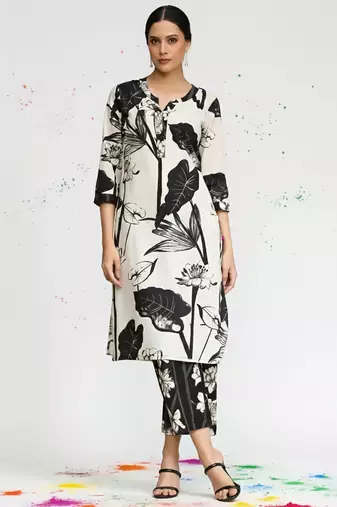 Women Floral Printed Regular Pure Cotton Kurta with Trousers