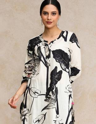Women Floral Printed Regular Pure Cotton Kurta with Trousers 3