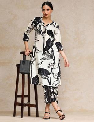 Women Floral Printed Regular Pure Cotton Kurta with Trousers 6