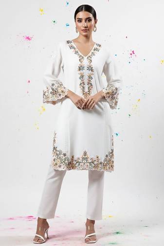 Women Ethnic Motifs Embroidered Regular Thread Work Pure Cotton Kurta with Trousers