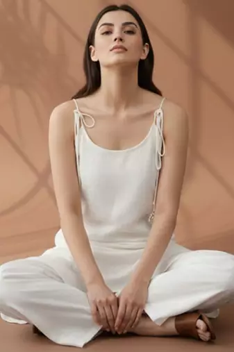 Women Regular Kurta with Palazzos