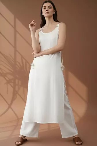 Women Regular Kurta with Palazzos