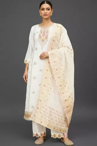 Women Ethnic Motifs Embroidered Regular Thread Work Kurta with Trousers & With Dupatta