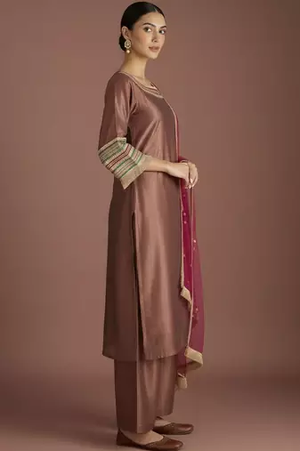 Women Regular Thread Work Kurta with Palazzos & With Dupatta