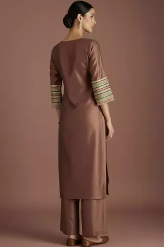 Women Regular Thread Work Kurta with Palazzos & With Dupatta