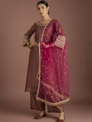 Women Regular Thread Work Kurta with Palazzos & With Dupatta 5