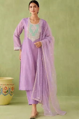 Women Ethnic Motifs Regular Kurta with Trousers & With Dupatta