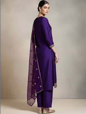 Women Ethnic Motifs Embroidered Regular Thread Work Kurta with Trousers & With Dupatta 6