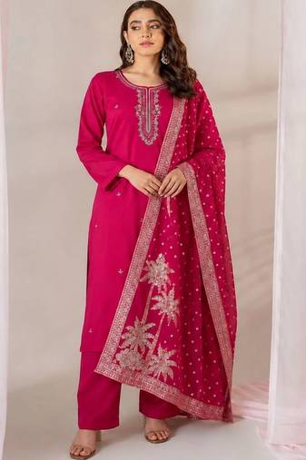 Women Ethnic Motifs Embroidered Regular Thread Work Kurta with Trousers & With Dupatta