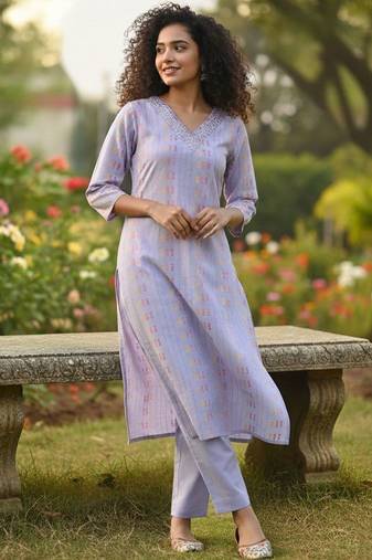 Women Ethnic Motifs Printed Regular Mirror Work Kurta with Trousers