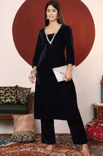 Women Regular Gotta Patti Velvet Kurta with Trousers