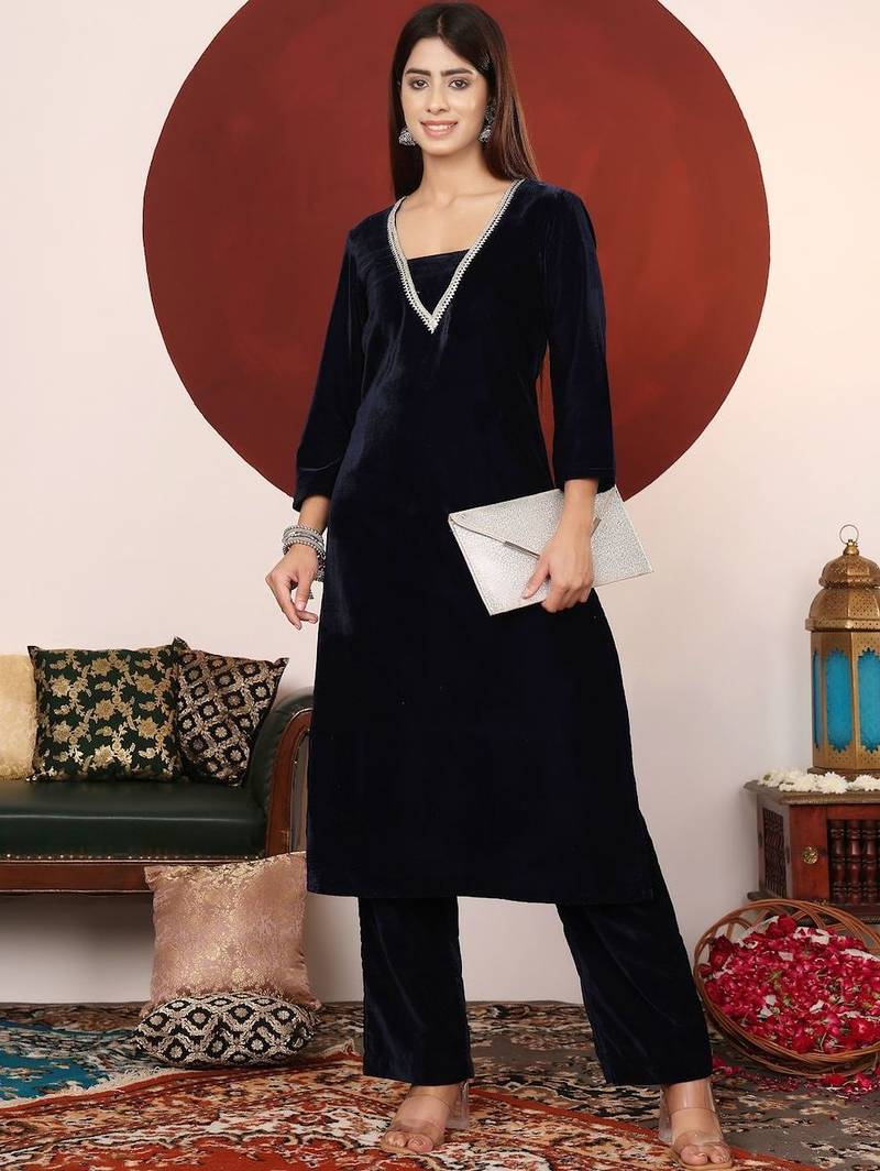 Women Regular Gotta Patti Velvet Kurta with Trousers