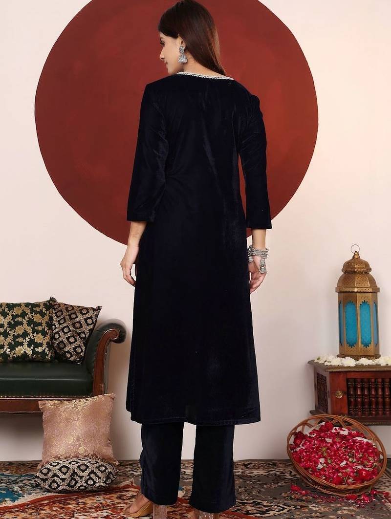 Women Regular Gotta Patti Velvet Kurta with Trousers