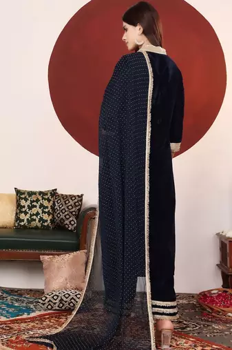 Women Regular Sequinned Velvet Kurta with Trousers & With Dupatta