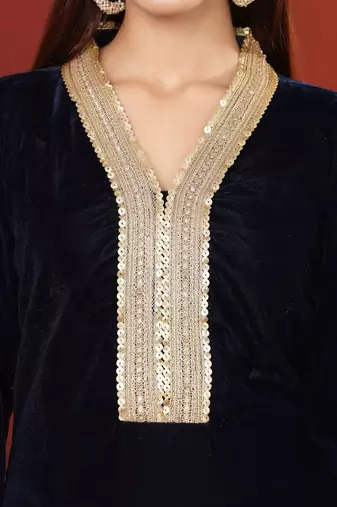 Women Regular Sequinned Velvet Kurta with Trousers & With Dupatta