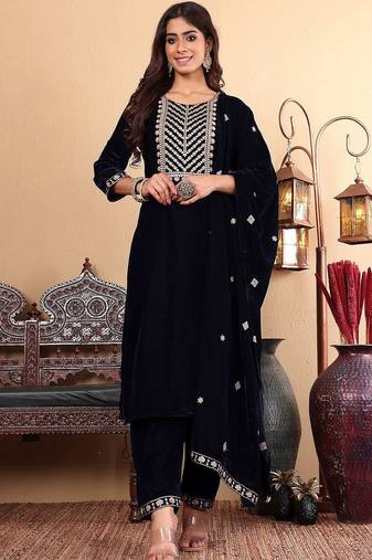 Women Ethnic Motifs Embroidered Regular Thread Work Velvet Kurta with Trousers & With Dupatta