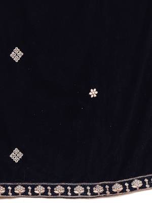 Women Ethnic Motifs Embroidered Regular Thread Work Velvet Kurta with Trousers & With Dupatta 4