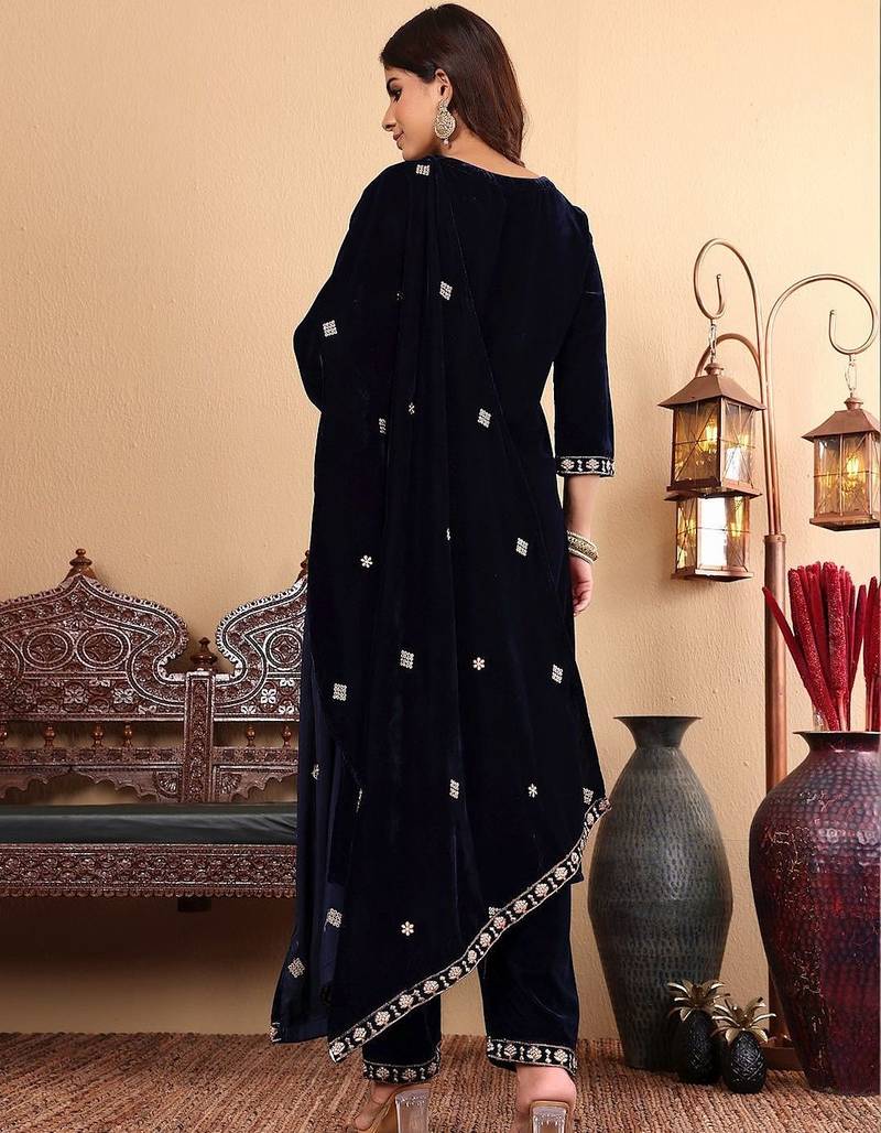 Women Ethnic Motifs Embroidered Regular Thread Work Velvet Kurta with Trousers & With Dupatta