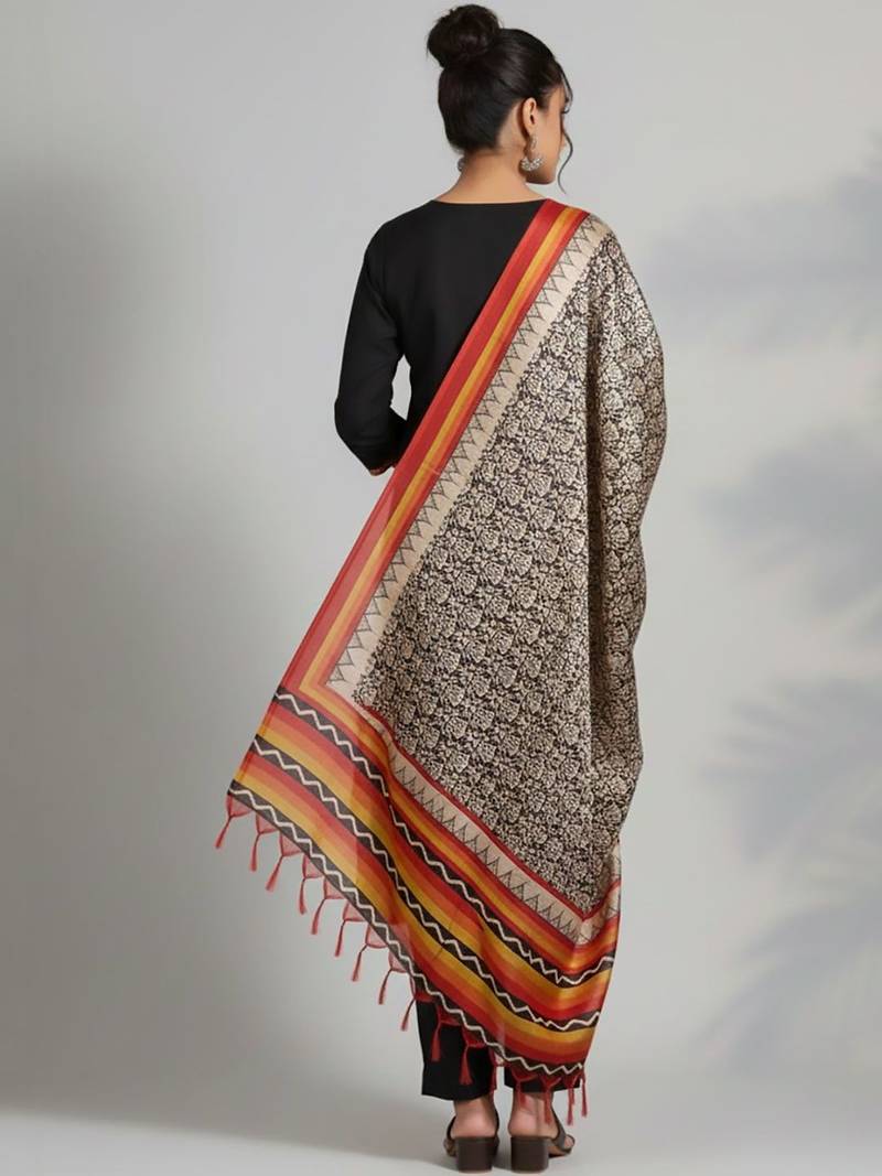 Women Ethnic Motifs Regular Kurta with Trousers & With Dupatta