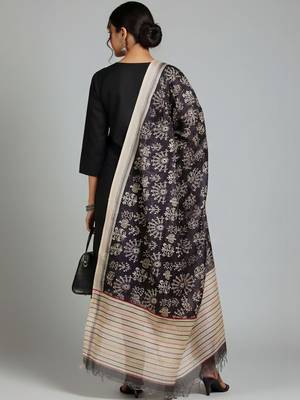 Women Ethnic Motifs Regular Kurta with Trousers & With Dupatta 3