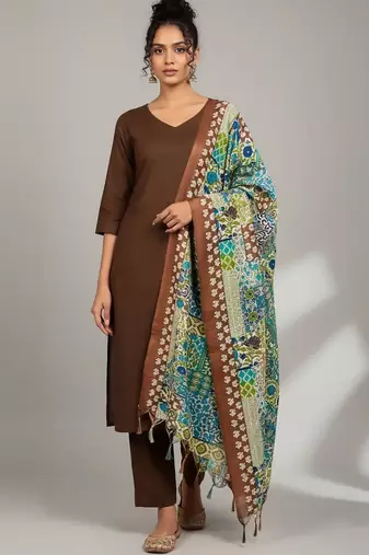 Women Ethnic Motifs Regular Kurta with Trousers & With Dupatta