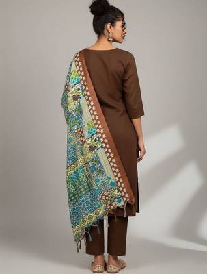 Women Ethnic Motifs Regular Kurta with Trousers & With Dupatta 3