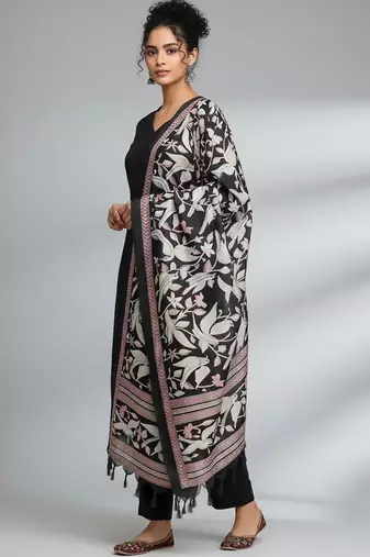 Women Ethnic Motifs Regular Kurta with Trousers & With Dupatta