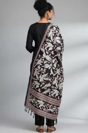 Women Ethnic Motifs Regular Kurta with Trousers & With Dupatta