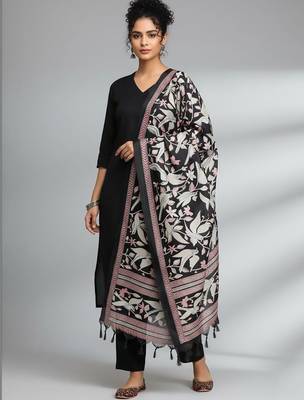 Women Ethnic Motifs Regular Kurta with Trousers & With Dupatta 4