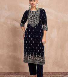 Women Paisley Printed Regular Velvet Kurta with Trousers