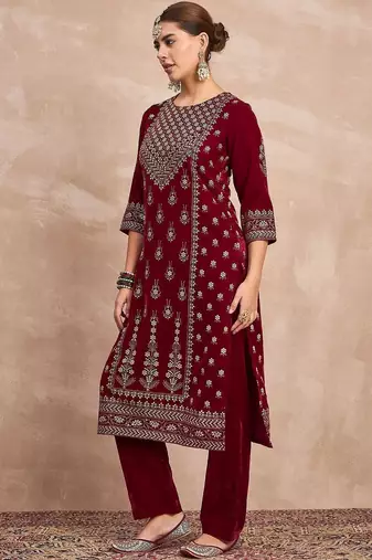 Women Ethnic Motifs Embroidered Regular Thread Work Velvet Kurta with Trousers