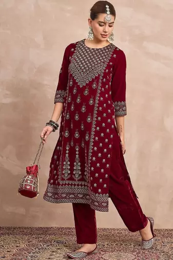 Women Ethnic Motifs Embroidered Regular Thread Work Velvet Kurta with Trousers