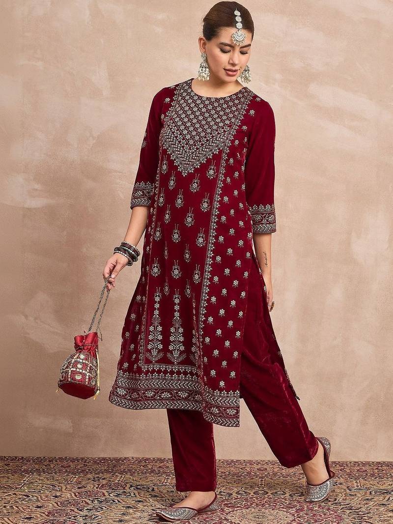 Women Ethnic Motifs Embroidered Regular Thread Work Velvet Kurta with Trousers
