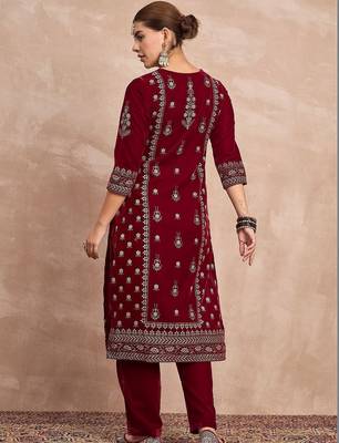 Women Ethnic Motifs Embroidered Regular Thread Work Velvet Kurta with Trousers 4