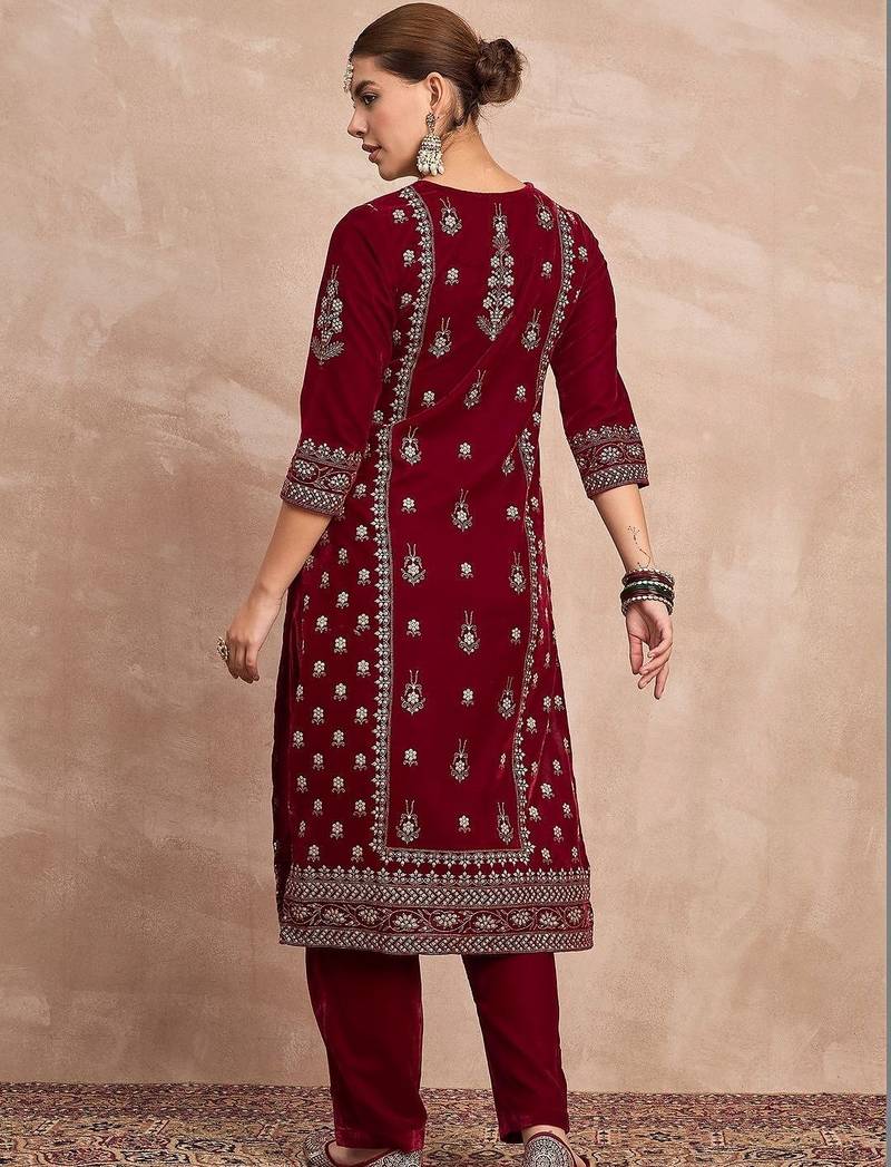Women Ethnic Motifs Embroidered Regular Thread Work Velvet Kurta with Trousers