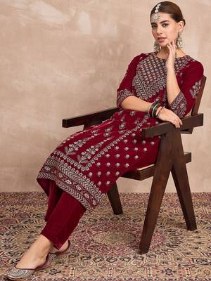 Women Ethnic Motifs Embroidered Regular Thread Work Velvet Kurta with Trousers 6