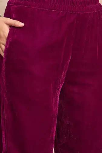 Women Ethnic Motifs Embroidered Regular Thread Work Velvet Kurta with Trousers
