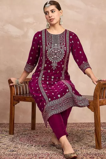 Women Ethnic Motifs Embroidered Regular Thread Work Velvet Kurta with Trousers
