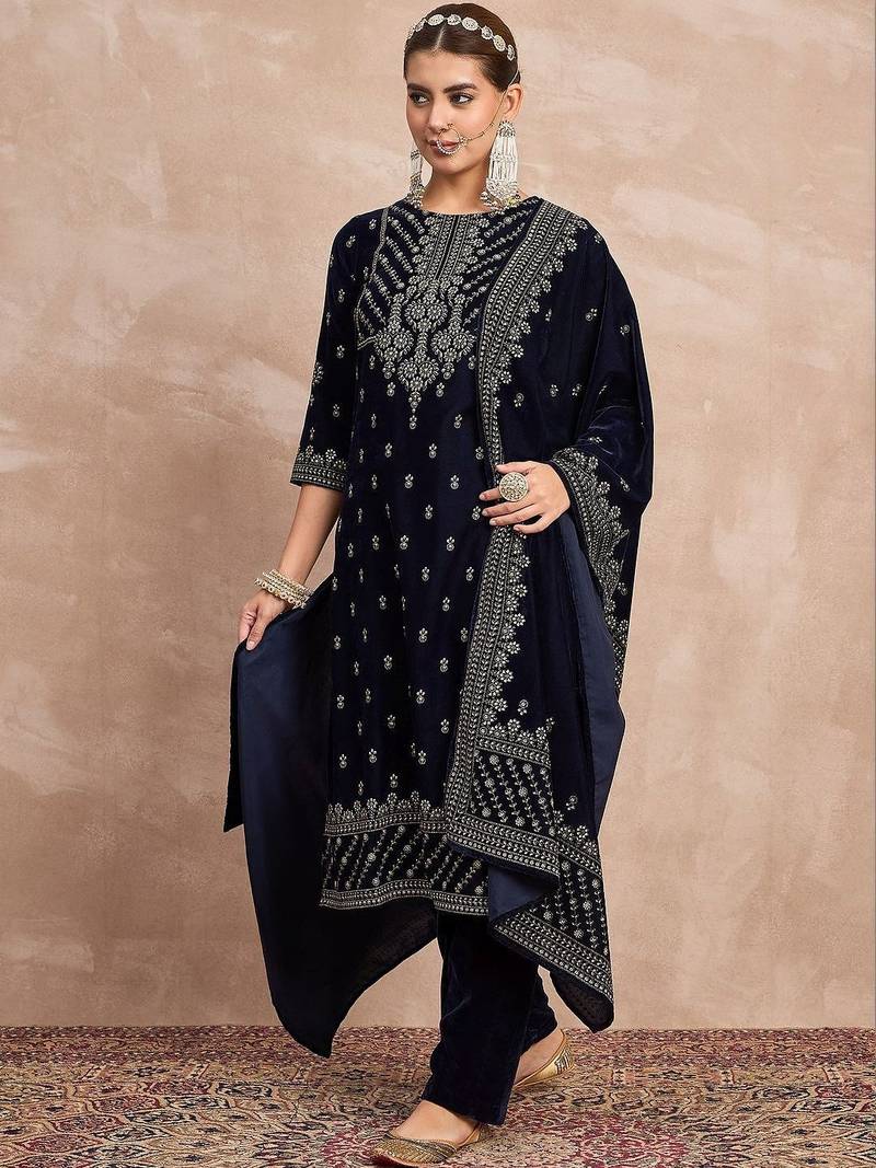 Women Ethnic Motifs Embroidered Regular Thread Work Velvet Kurta with Trousers & With Dupatta