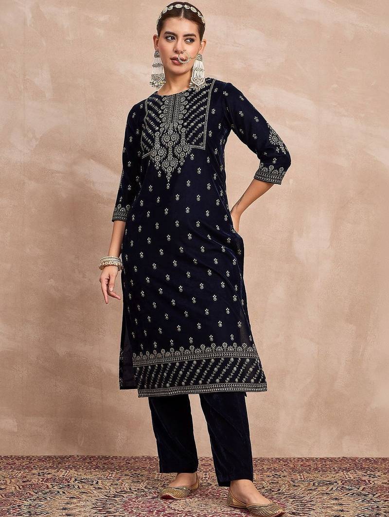 Women Ethnic Motifs Embroidered Regular Thread Work Velvet Kurta with Trousers & With Dupatta