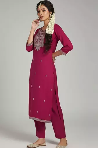 Women Ethnic Motifs Embroidered Regular Thread Work Kurta with Trousers