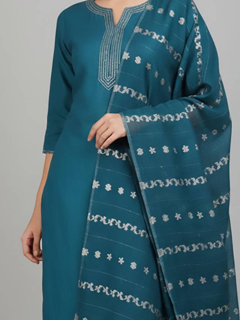 Women Ethnic Motifs Embroidered Regular Thread Work Kurta with Trousers & With Dupatta