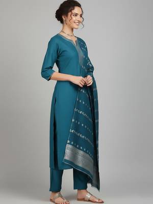 Women Ethnic Motifs Embroidered Regular Thread Work Kurta with Trousers & With Dupatta 3