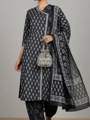 Women Ethnic Motifs Printed Angrakha Kurta with Patiala & With Dupatta 2