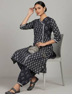 Women Ethnic Motifs Printed Angrakha Kurta with Patiala & With Dupatta 7