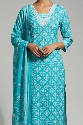 Women Printed Regular Kurta with Trousers & With Dupatta