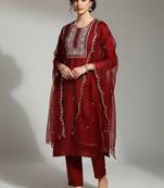 Women Ethnic Motifs Embroidered Regular Thread Work Kurta with Trousers & With Dupatta