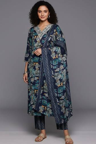 Women Floral Printed Regular Thread Work Kurta with Trousers & With Dupatta