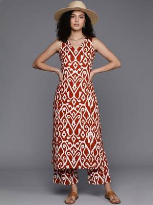 Women Printed Regular Pure Cotton Kurta with Palazzos 4