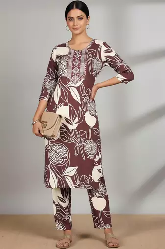 Women Floral Printed Regular Thread Work Kurta with Trousers